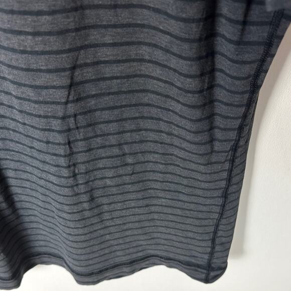 Lululemon Tee Shirt - Men's Medium[?] - Picture 3 of 6